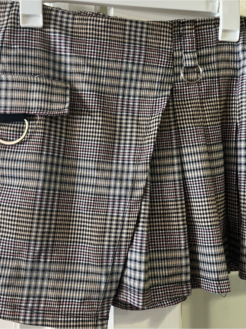 Plaid Pleated Blazer Skirt — Black, White & Tan